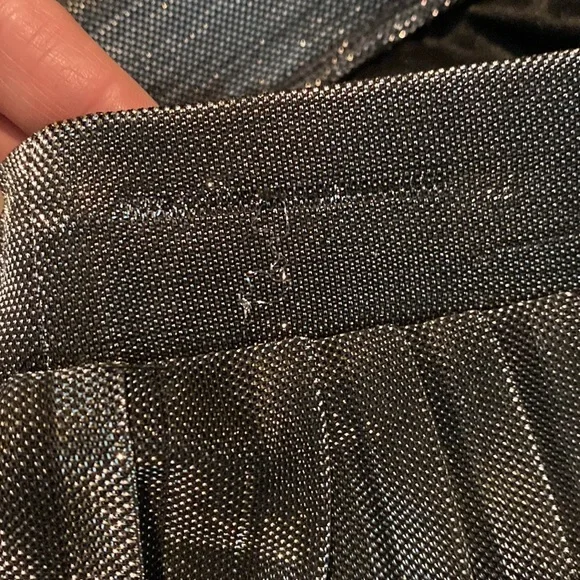 Charlotte Russe silver plated skirt size L - Picture 4 of 5